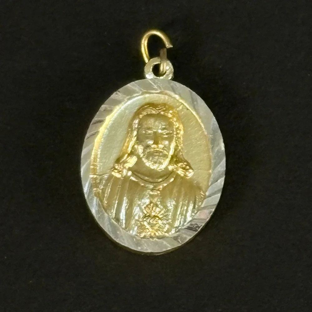 Unbranded Jesus Pendant Unisex OS Gold Silver Good Diamond Cut Religious Medal